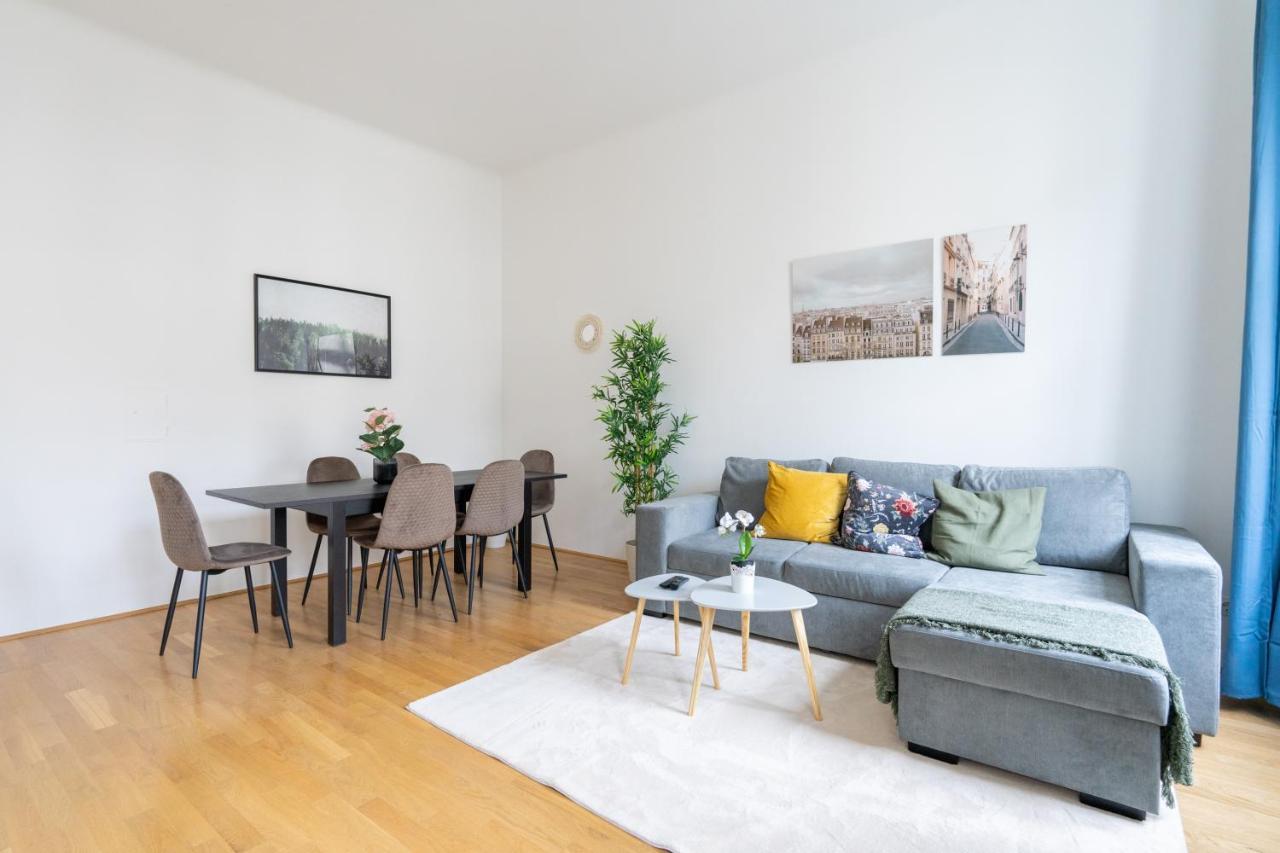 Central Two Bedroom Apartment Vienna Exterior photo
